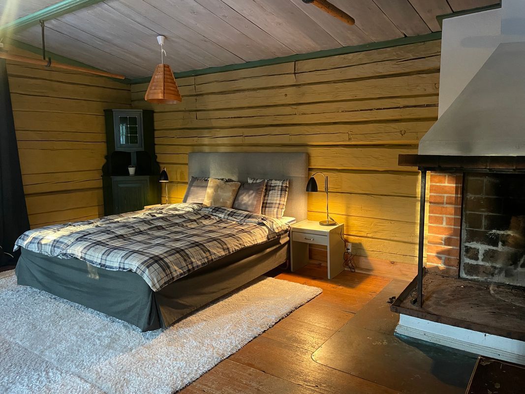 Stuga med 8 sängplatser i  Bollnäs, Gävleborg