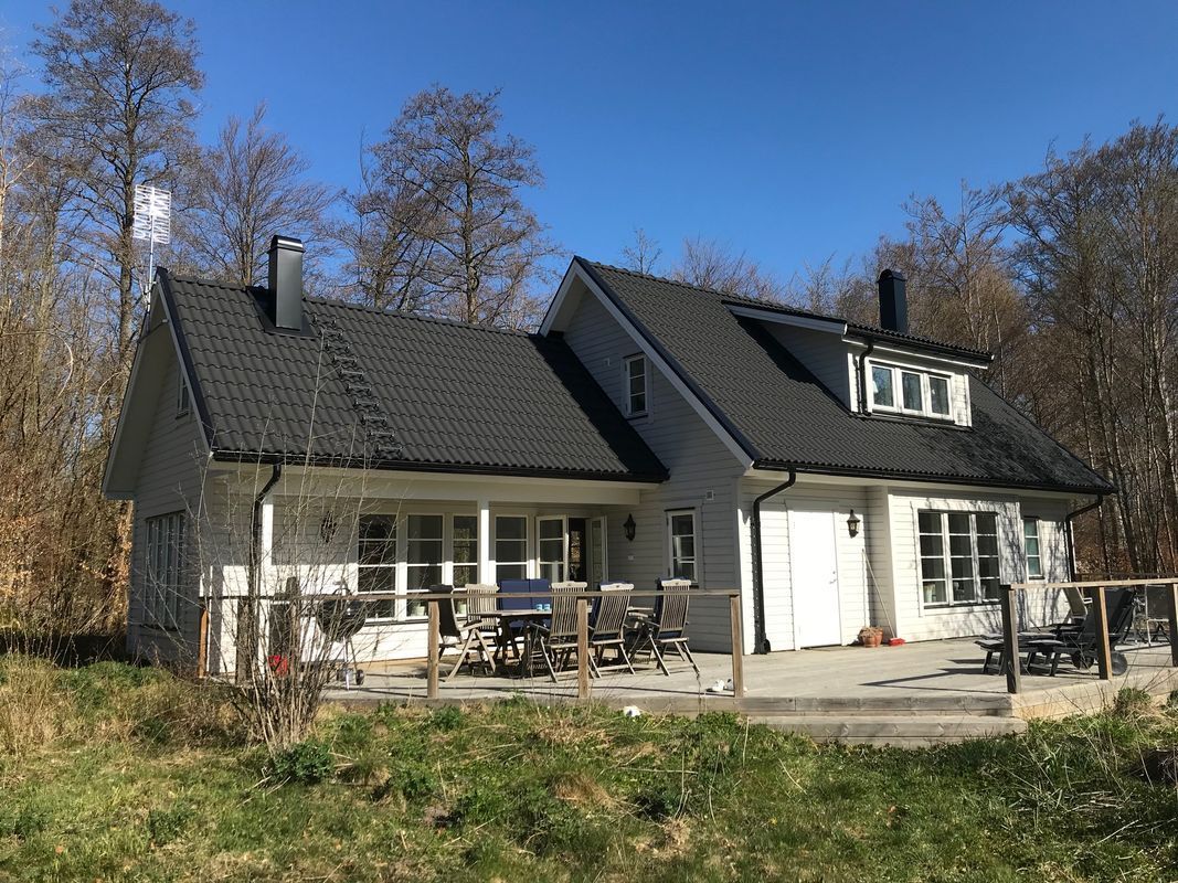 Stuga med 8-9 sängplatser i  Brösarp, Skåne