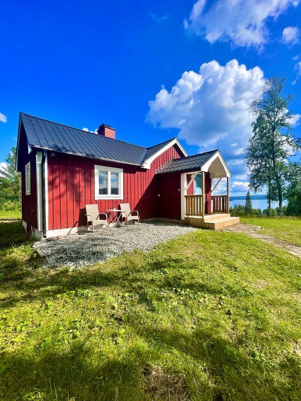 Stuga med 5-8 sängplatser i  Åkersjön, Jämtland