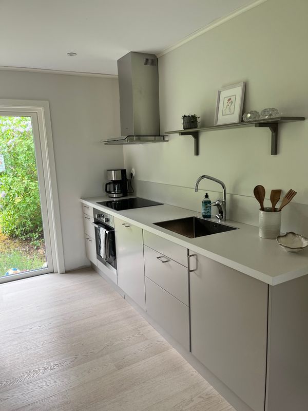 Stuga med 4-5 sängplatser i  Vänersborg, Västra Götaland