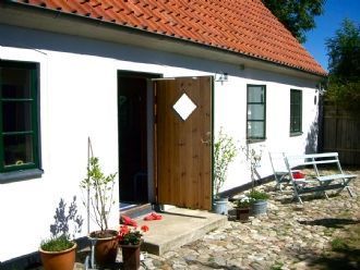 Stuga med 5-7 sängplatser i  Simrishamn, Skåne