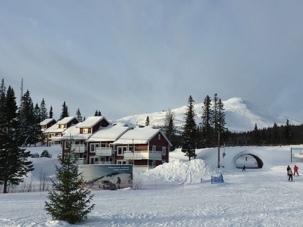 Stuga med 10-11 sängplatser i  Åre, Jämtland