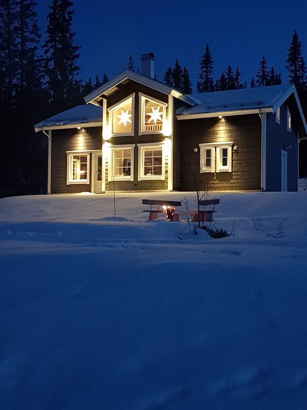Stuga med 8-10 sängplatser i  Vemdalsskalet, Jämtland