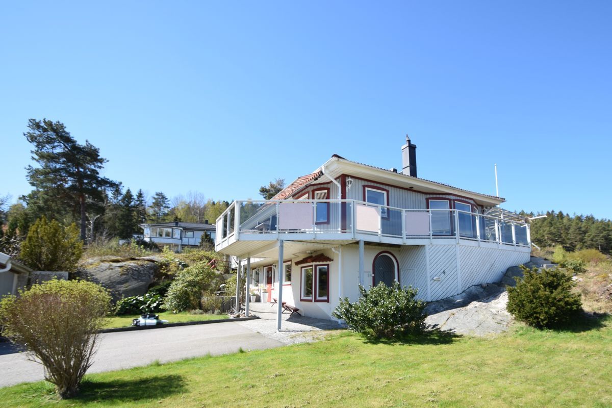 Stuga med 7-9 sängplatser i  Henån, Västra Götaland