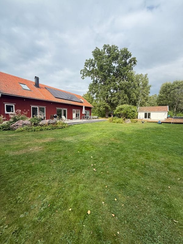 Stuga med 8-9 sängplatser i  Eskilstuna, Södermanland