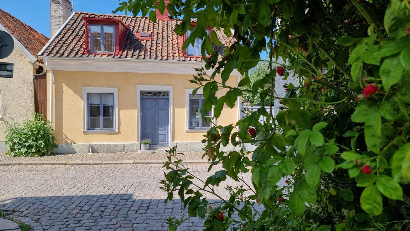Stuga med 9-10 sängplatser i  Visby, Gotland