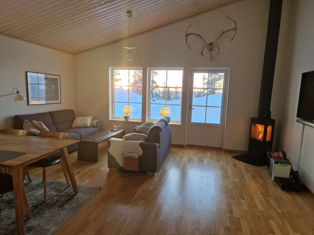Stuga med 6 sängplatser i  Storhogna, Jämtland