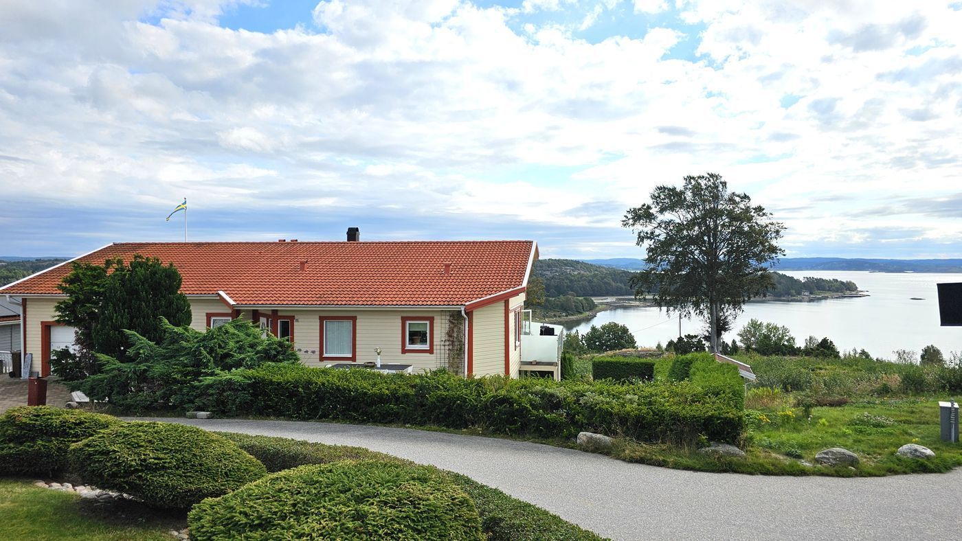 Stuga med 9-10 sängplatser i  Västra Götaland, Västra Götaland