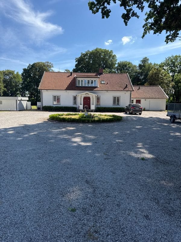 Stuga med 8-10 sängplatser i  Skåne