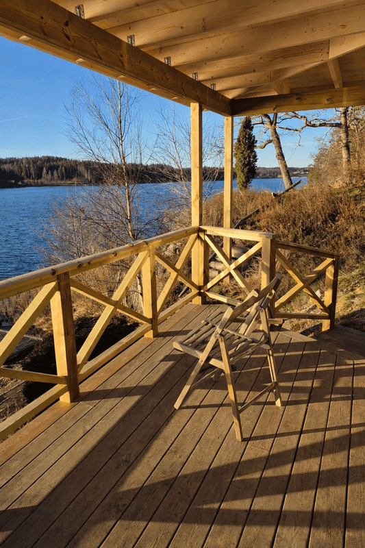 Stuga med 12-14 sängplatser i  Östergötland