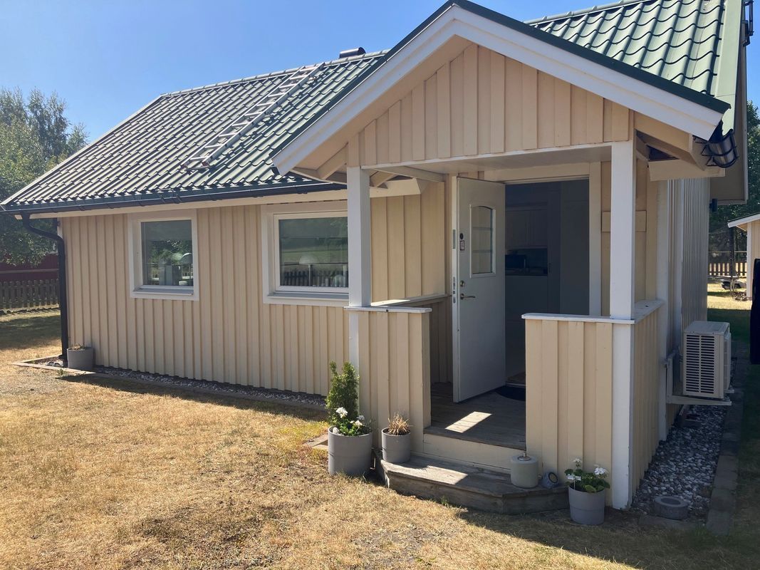 Stuga med 4-6 sängplatser i  Båstad, Skåne