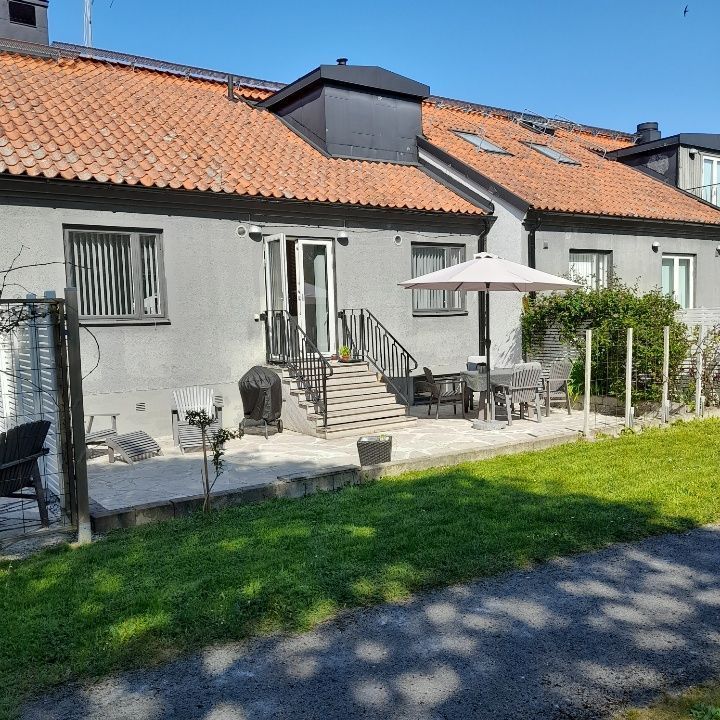 Stuga med 2-3 sängplatser i  Burgsvik, Gotland