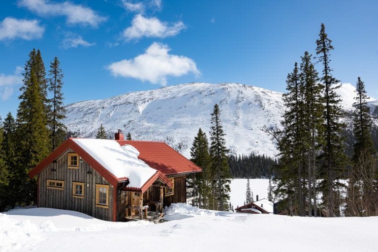 Stuga med 8-10 sängplatser i  Bydalen, Jämtland