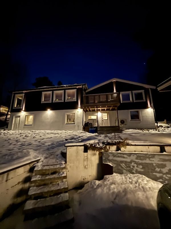 Stuga med 6-8 sängplatser i  Södertälje, Stockholm