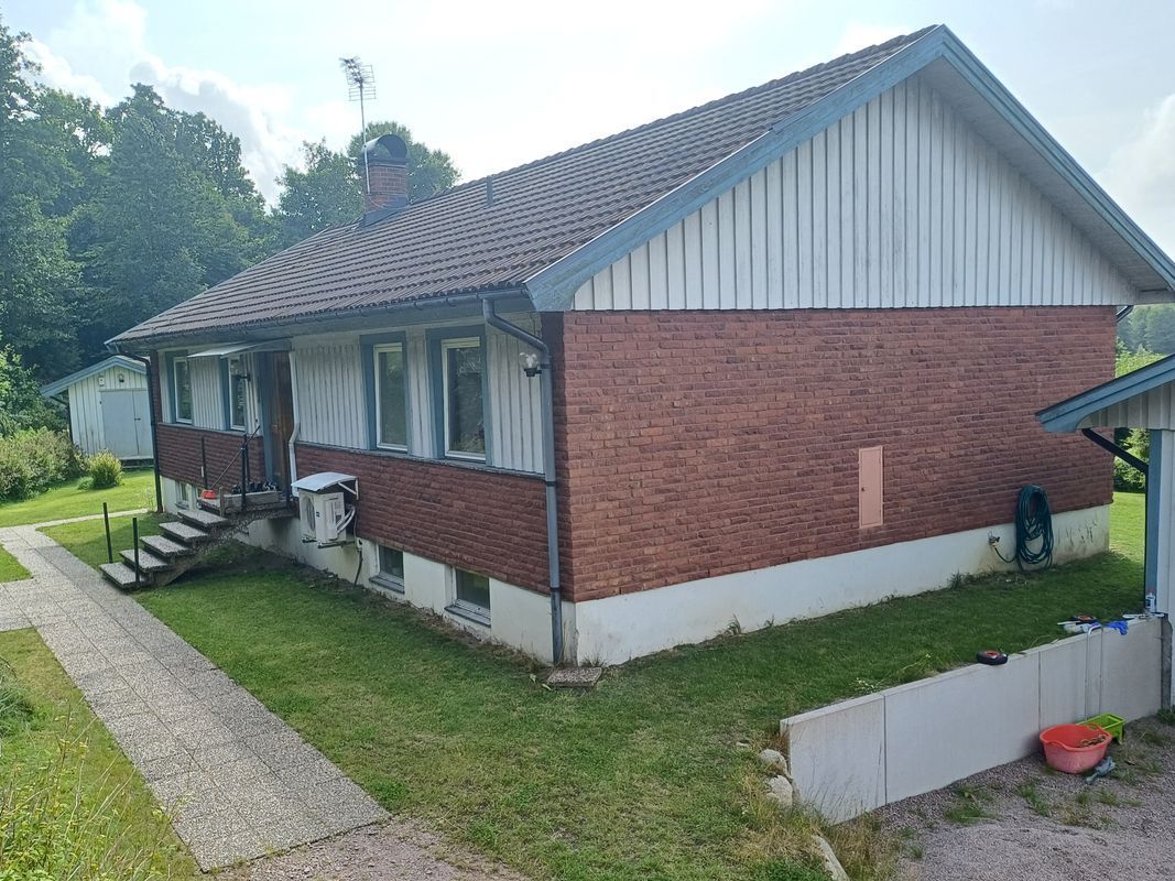 Stuga med 8-9 sängplatser i  Orust, Västra Götaland