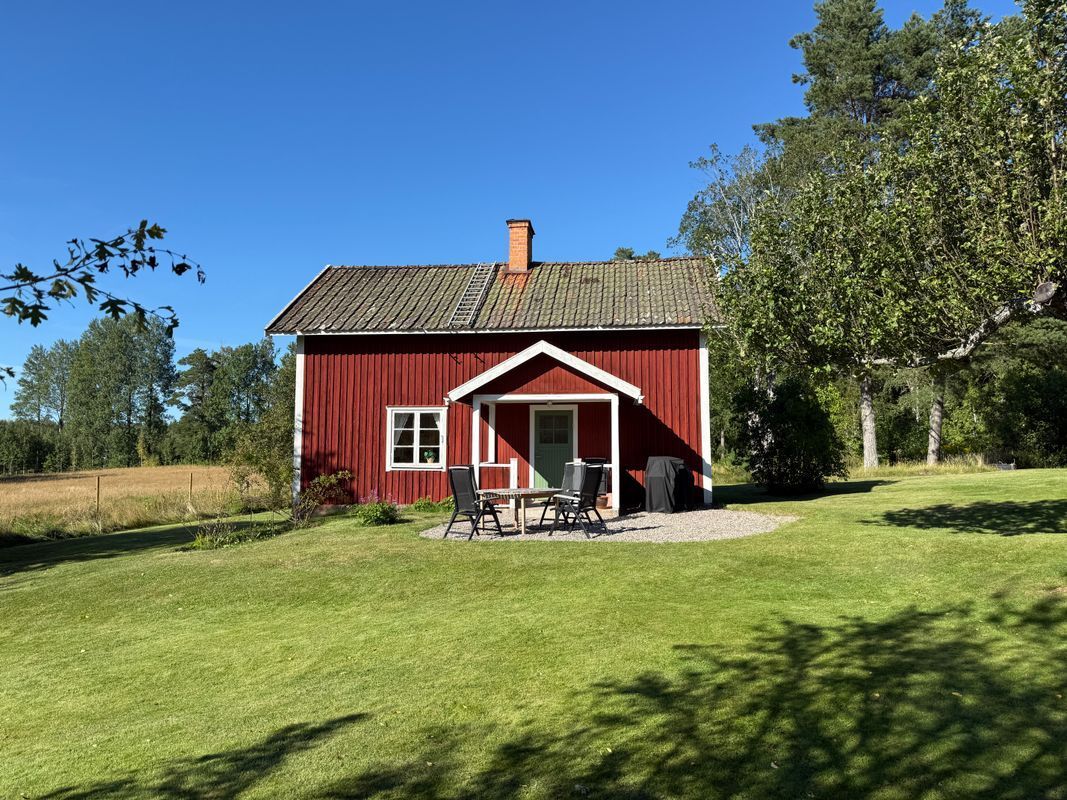 Stuga med 5-7 sängplatser i  Björkvik, Södermanland