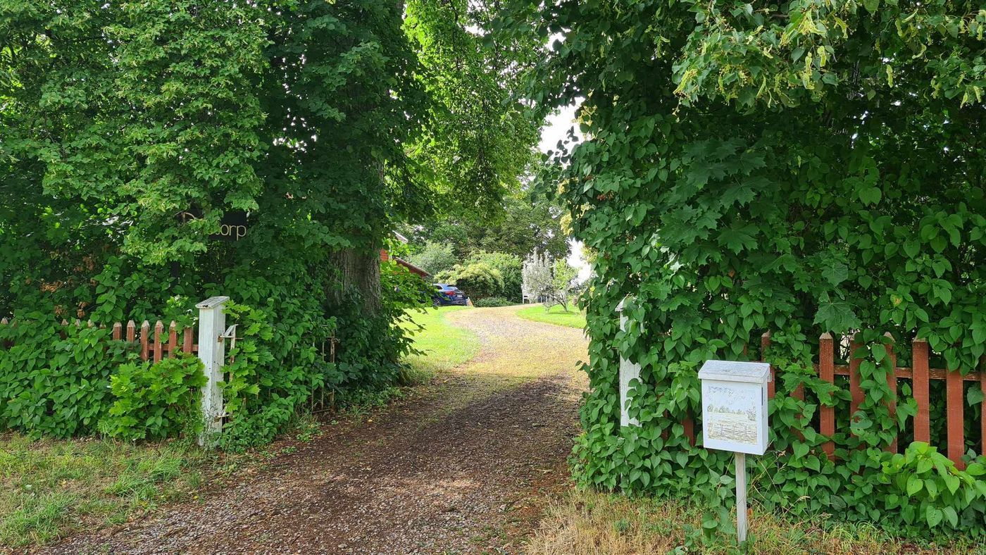 Stuga med 8 sängplatser i  Askersund, Örebro