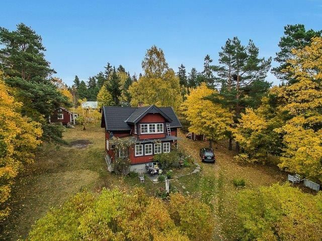 Stuga med 7-10 sängplatser i  Blidö, Stockholm