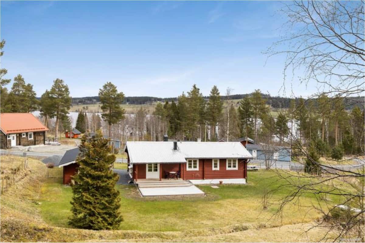 Stuga med 6 sängplatser i  Trångsviken, Jämtland
