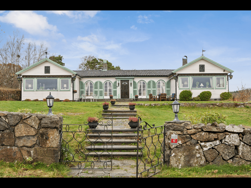 Stuga med 10-12 sängplatser i  Kärradal, Halland