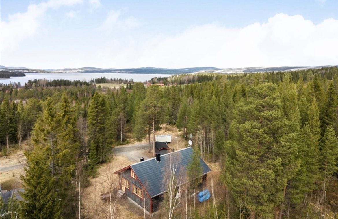 Stuga med 11 sängplatser i  Jämtland