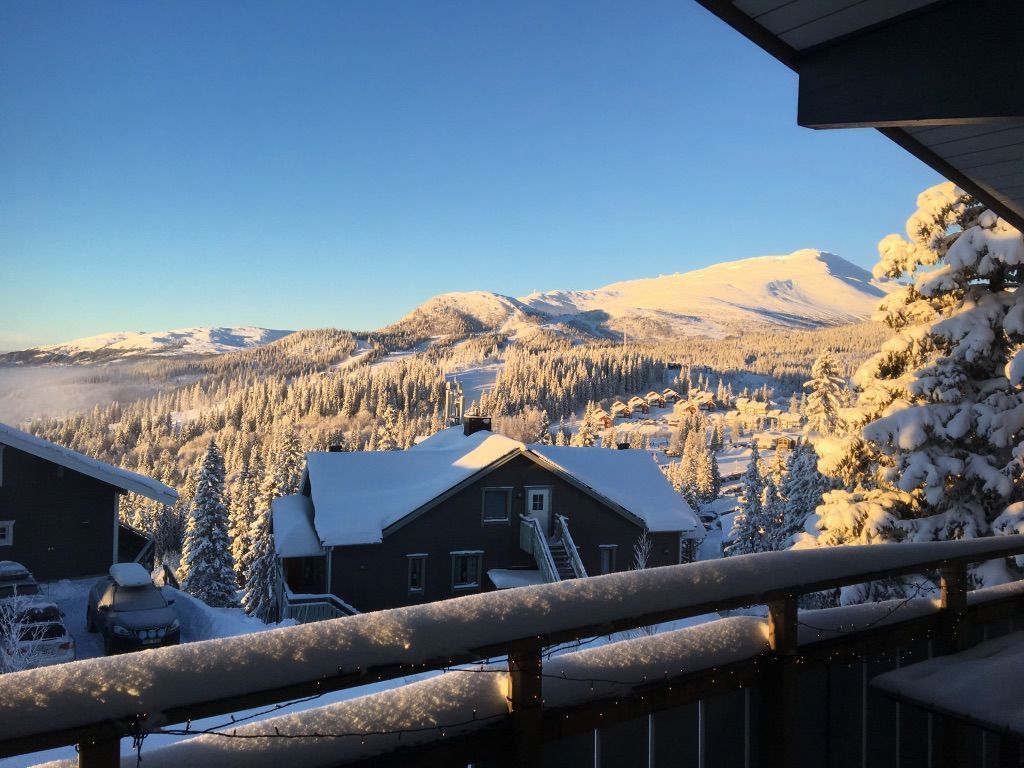 Stuga med 6-8 sängplatser i  Jämtland