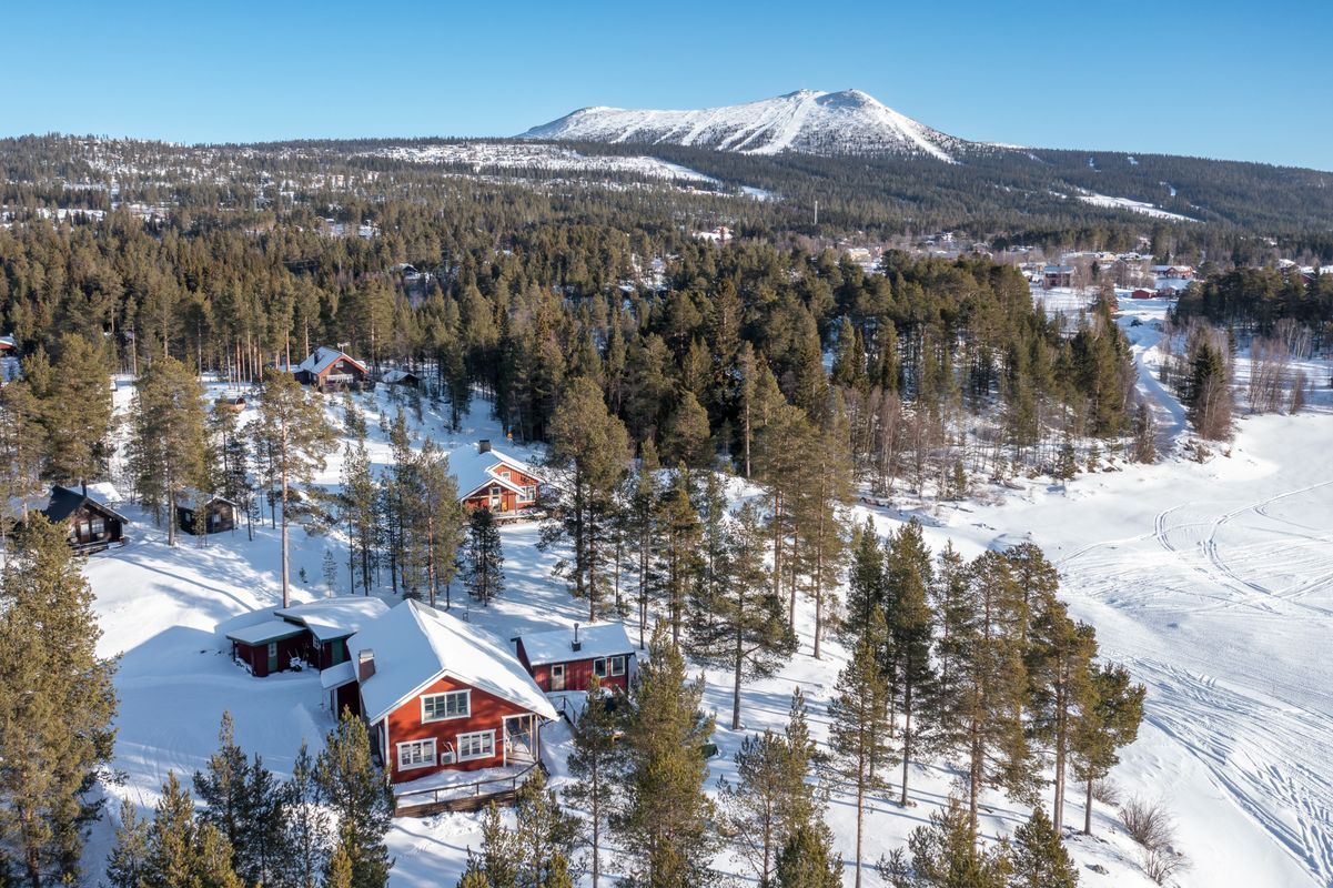 Stuga med 9 sängplatser i  Lofsdalen, Jämtland