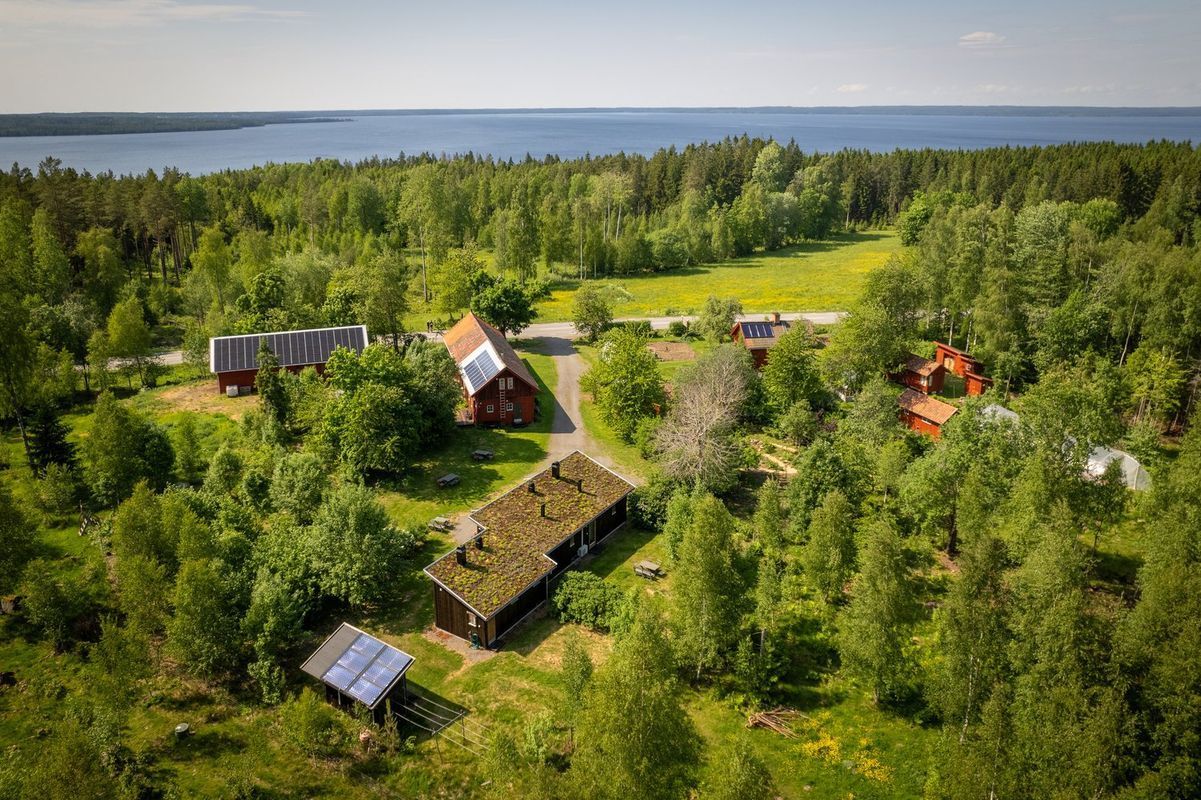 Stuga med 18-21 sängplatser i  Laxå, Västra Götaland