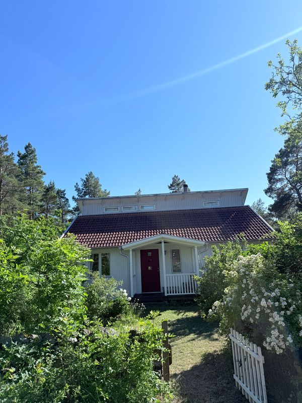 Stuga med 5-6 sängplatser i  Byxelkrok, Kalmar