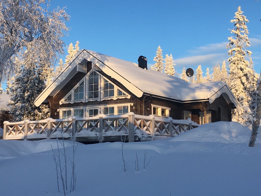 Stuga med 6 sängplatser i  Edsåsdalen, Jämtland