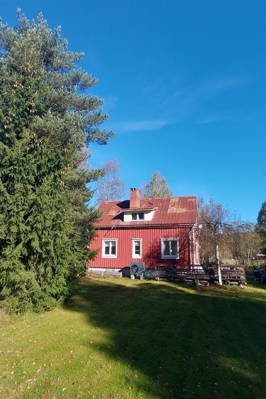 Stuga med 6 sängplatser i  Värmland