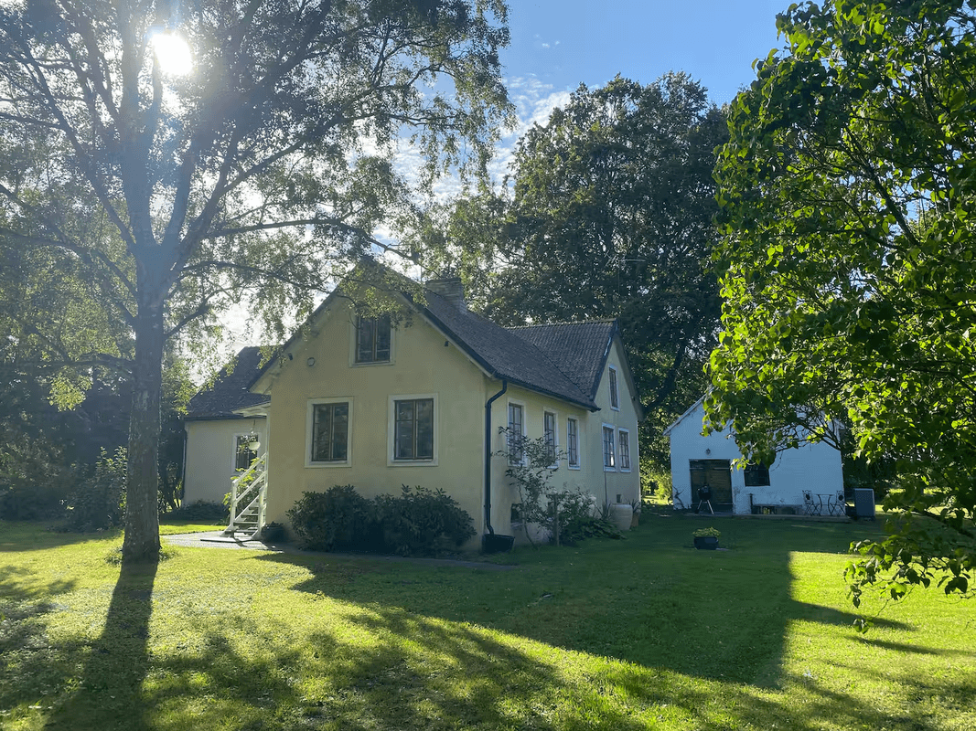 Stuga med 11 sängplatser i  Burs, Gotland