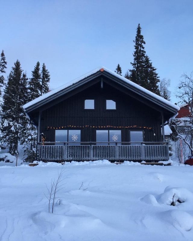 Stuga med 8 sängplatser i  Edsåsdalen, Jämtland
