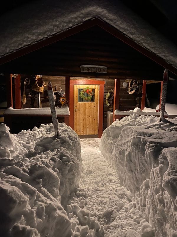 Stuga med 8 sängplatser i  Jämtland