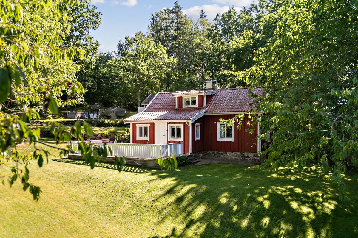 Stuga med 4-6 sängplatser i  Stillingsön, Västra Götaland