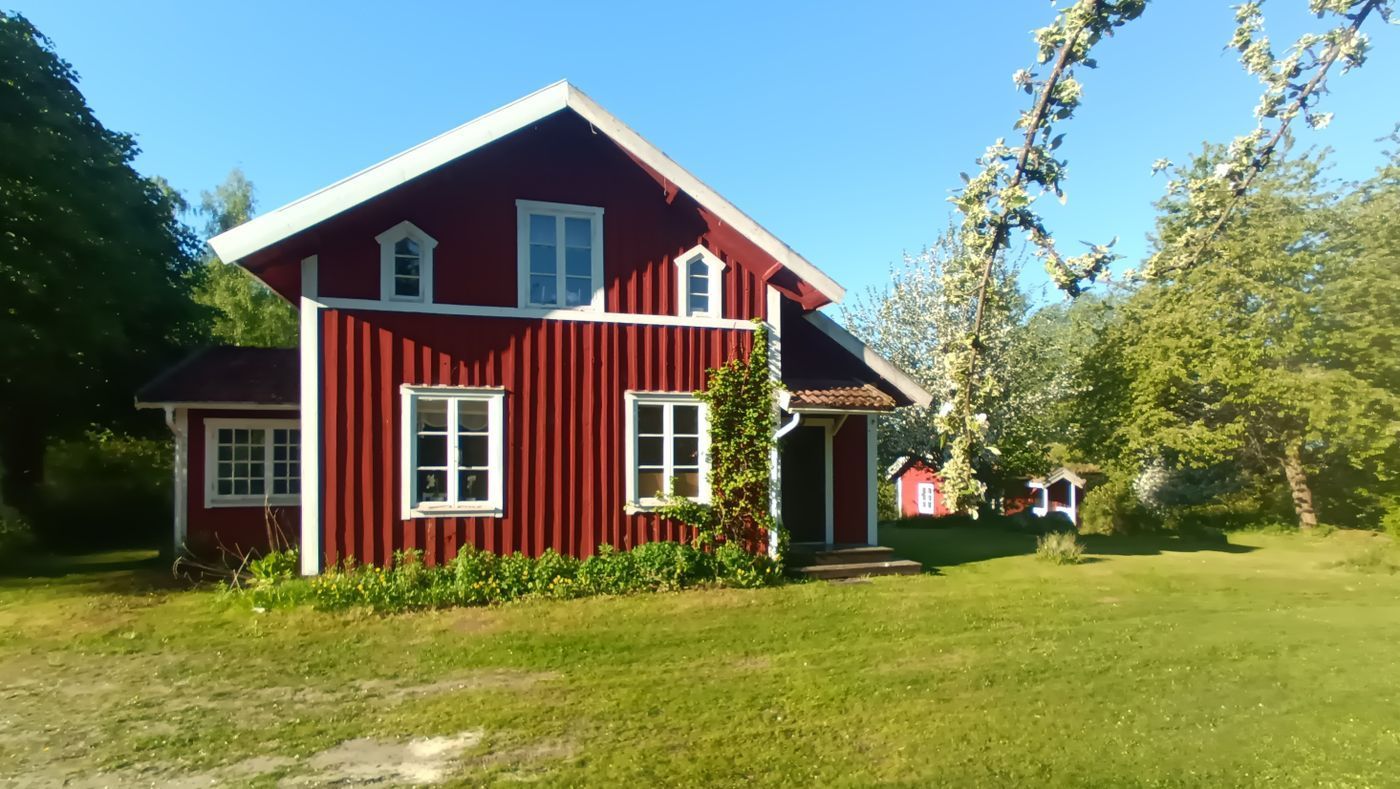 Stuga med 9-11 sängplatser i  Tived, Örebro