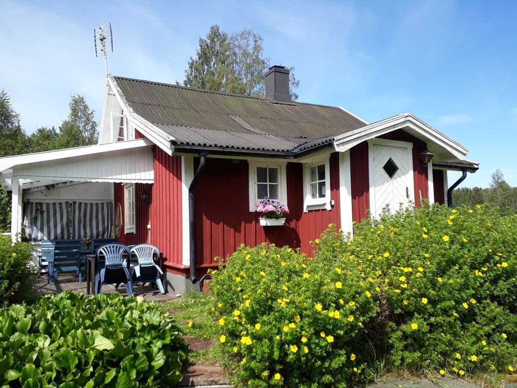 Stuga med 4-6 sängplatser i  Undenäs, Västra Götaland