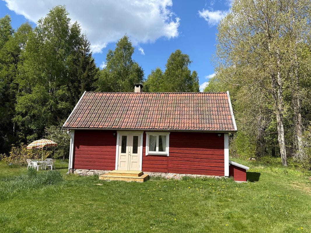 Stuga med 2-4 sängplatser i  Bellö, Jönköping