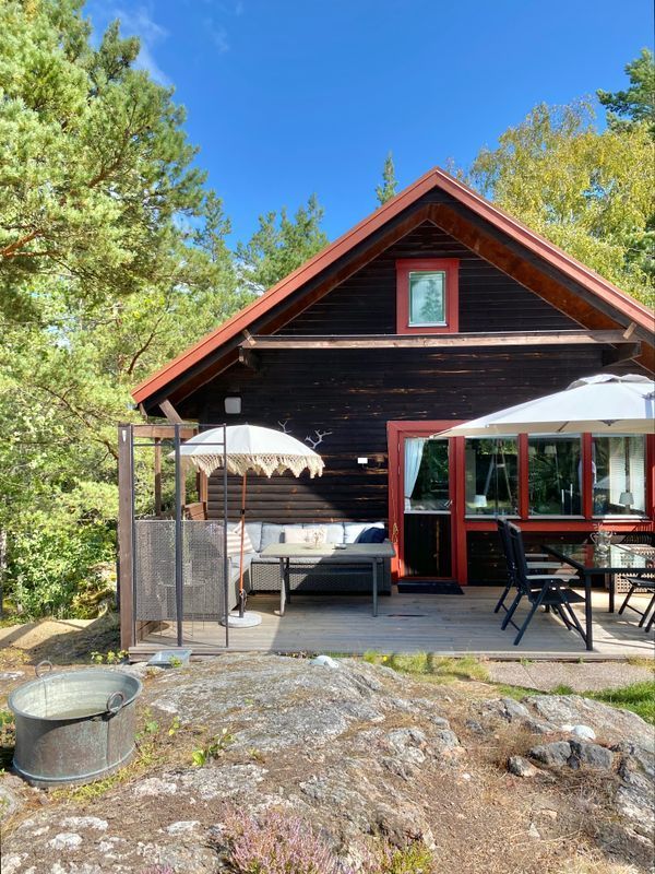 Stuga med 4-5 sängplatser i  Torö, Stockholm