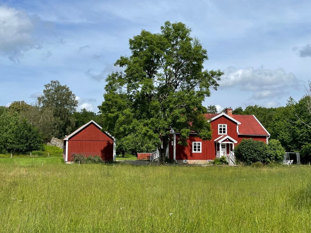Stuga med 4-6 sängplatser i  Mantorp, Östergötland