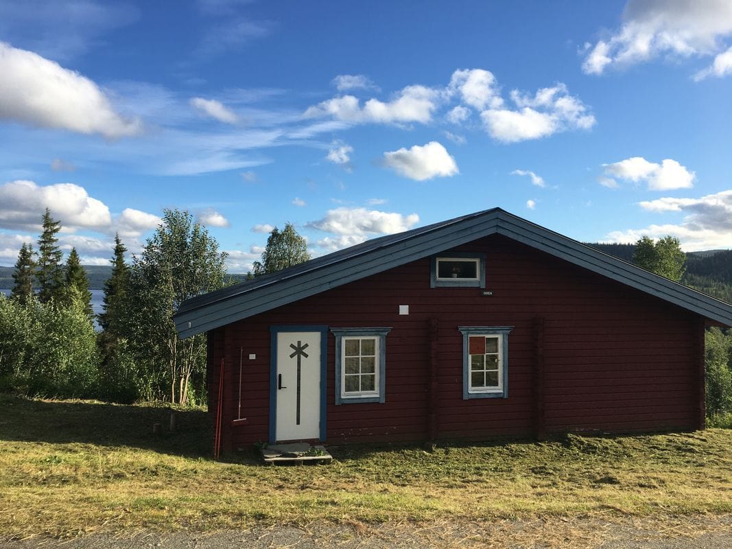 Stuga med 4-6 sängplatser i  Stora Blåsjön, Jämtland