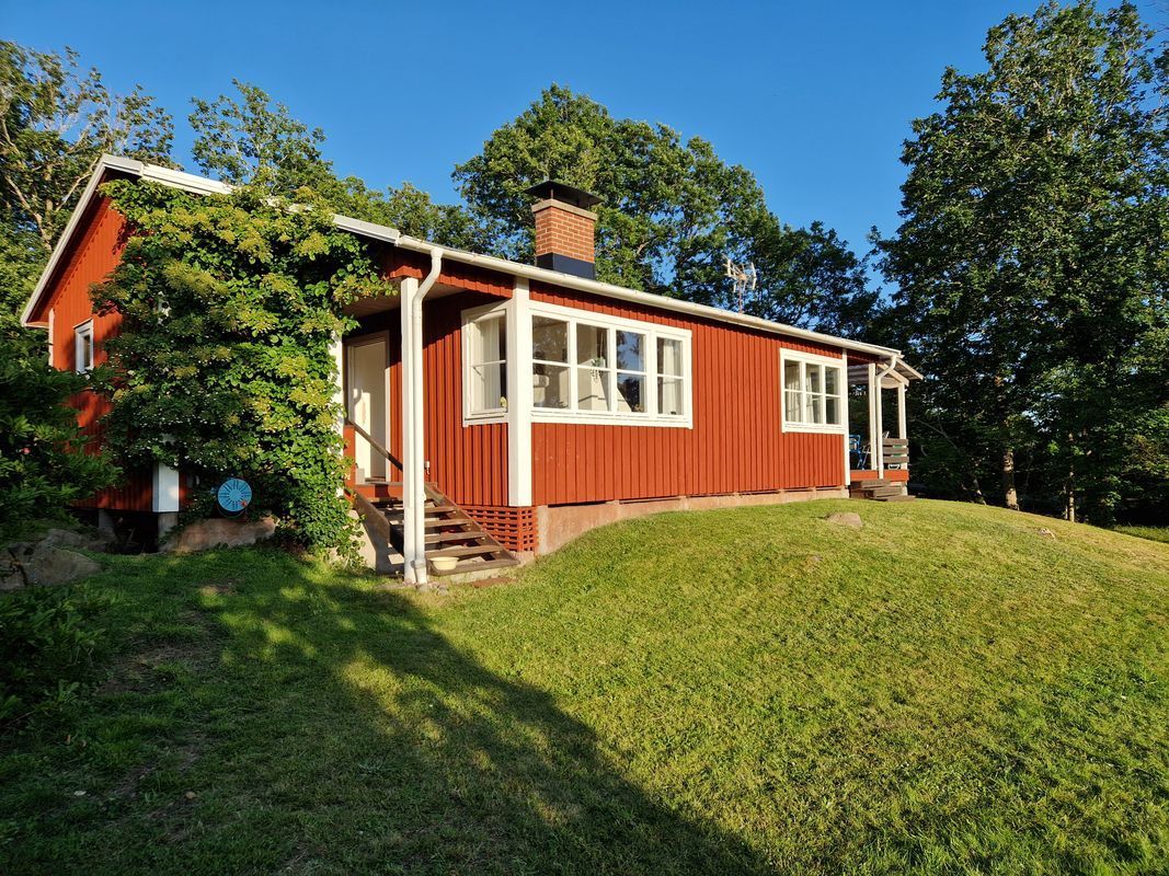 Stuga med 6-8 sängplatser i  Steninge, Halland