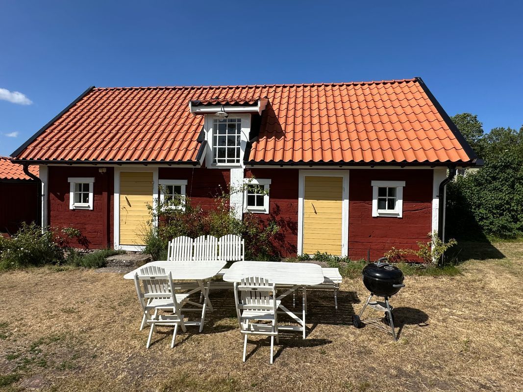 Stuga med 4-6 sängplatser i  Karlevi, Kalmar