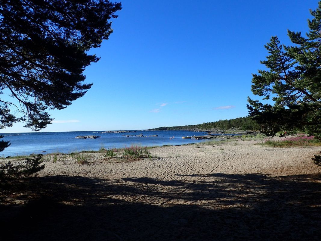 Stuga med 4-6 sängplatser i  Väddö, Stockholm