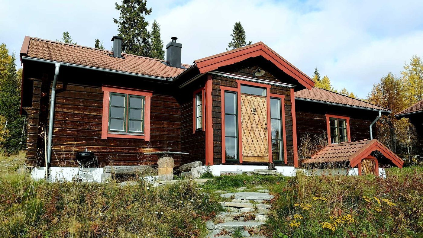 Stuga med 8-10 sängplatser i  Jämtland