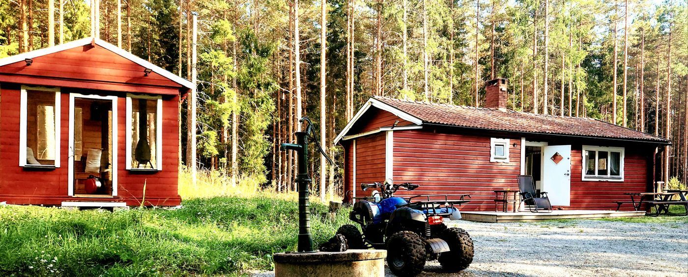 Stuga med 4-5 sängplatser i  Västmanland