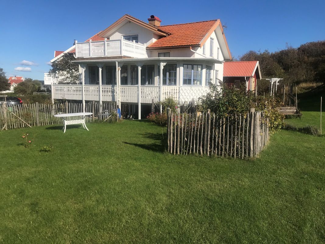 Stuga med 4-5 sängplatser i  Rörö, Västra Götaland