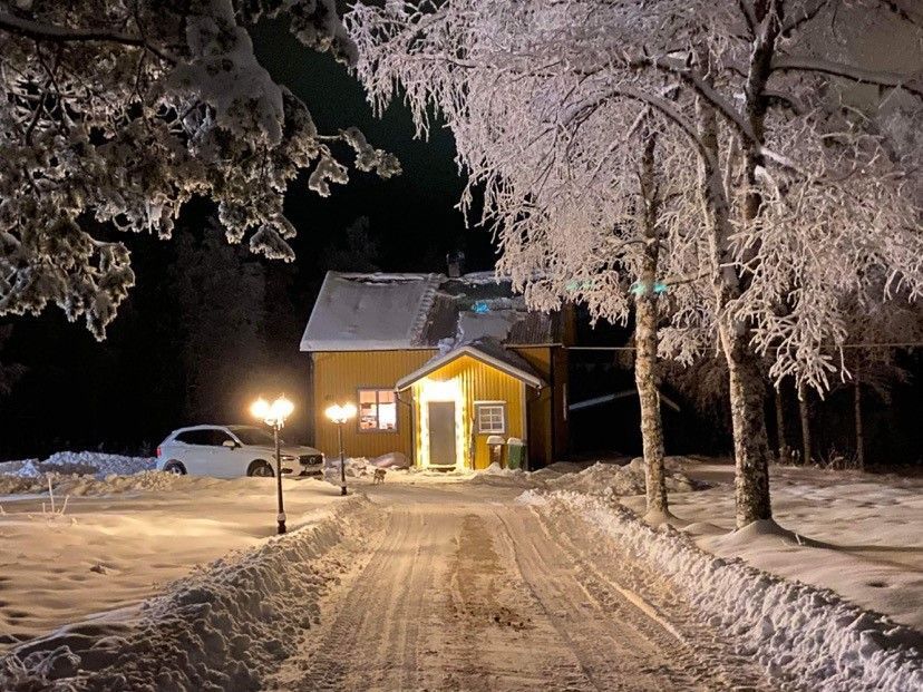 Stuga med 6-8 sängplatser i  Rätan, Jämtland