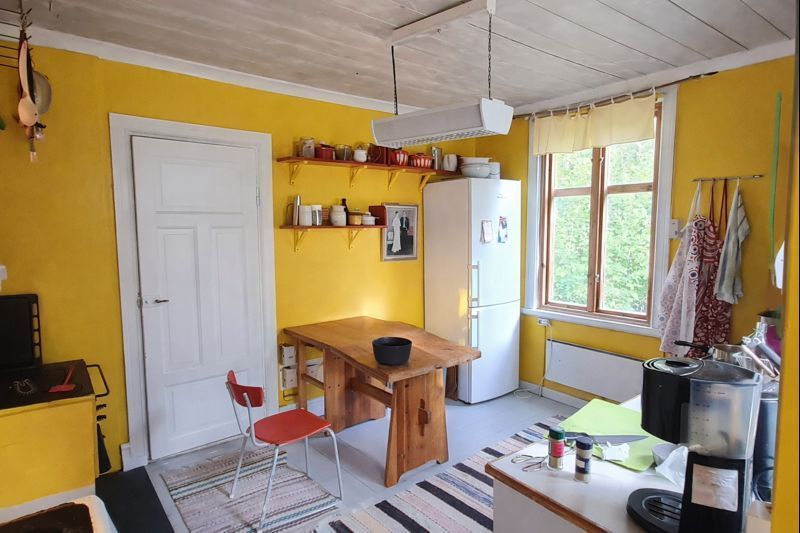 Stuga med 6-10 sängplatser i  Hellvi, Gotland