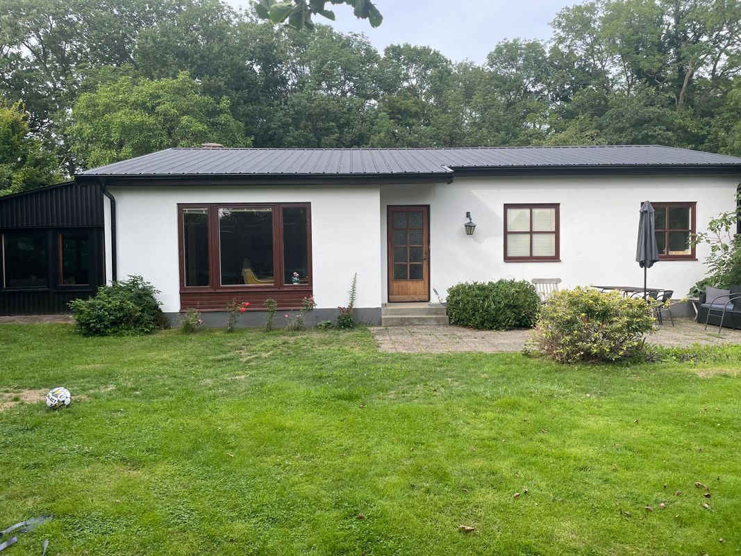 Stuga med 9-10 sängplatser i  Kivik, Skåne